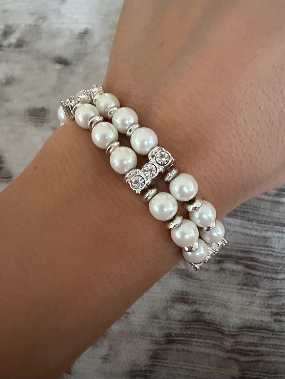 Pearl and Crystal Double-Strand Bracelet - White